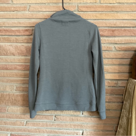 Wild Rye Women’s Long Sleeve Merino Blend Top Size 6 - Picture 7 of 9